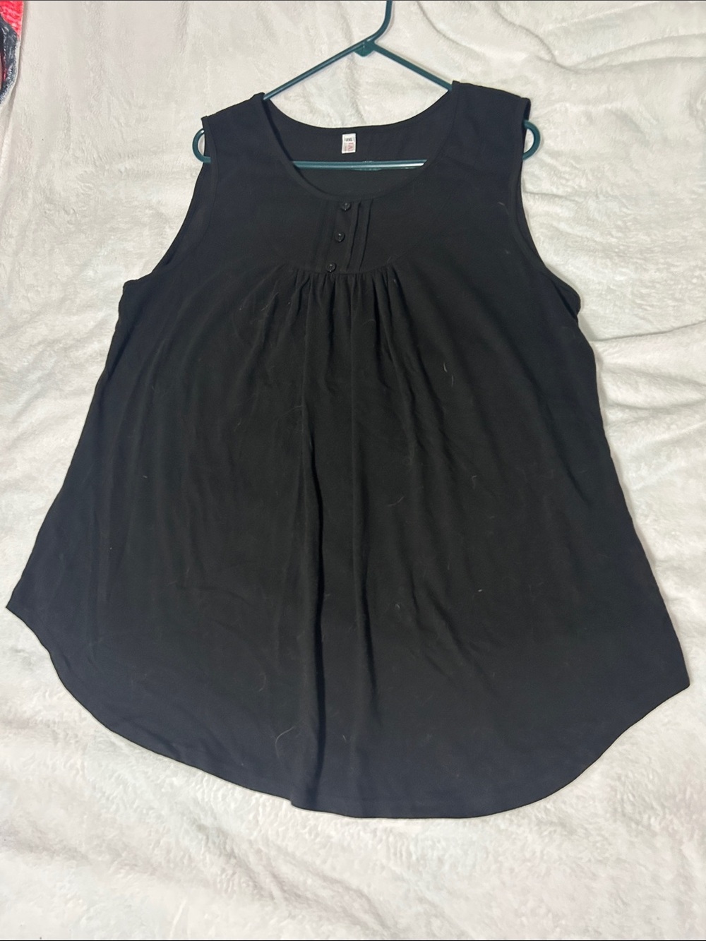 Black Sleeveless Gathered Front Tank Top with Button Placket